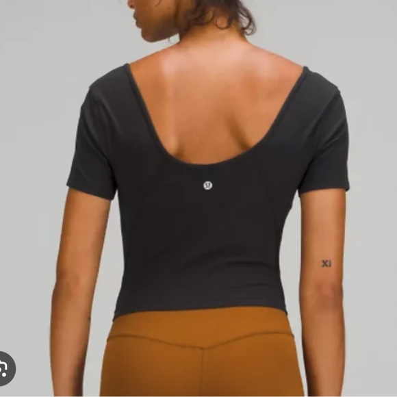 Lululemon Align T - BLACK Sz 8. EUC - Picture 3 of 6